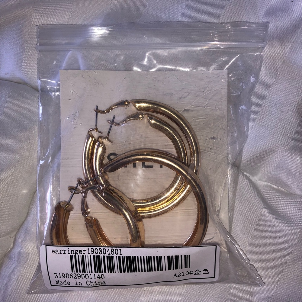 Good hoop earrings